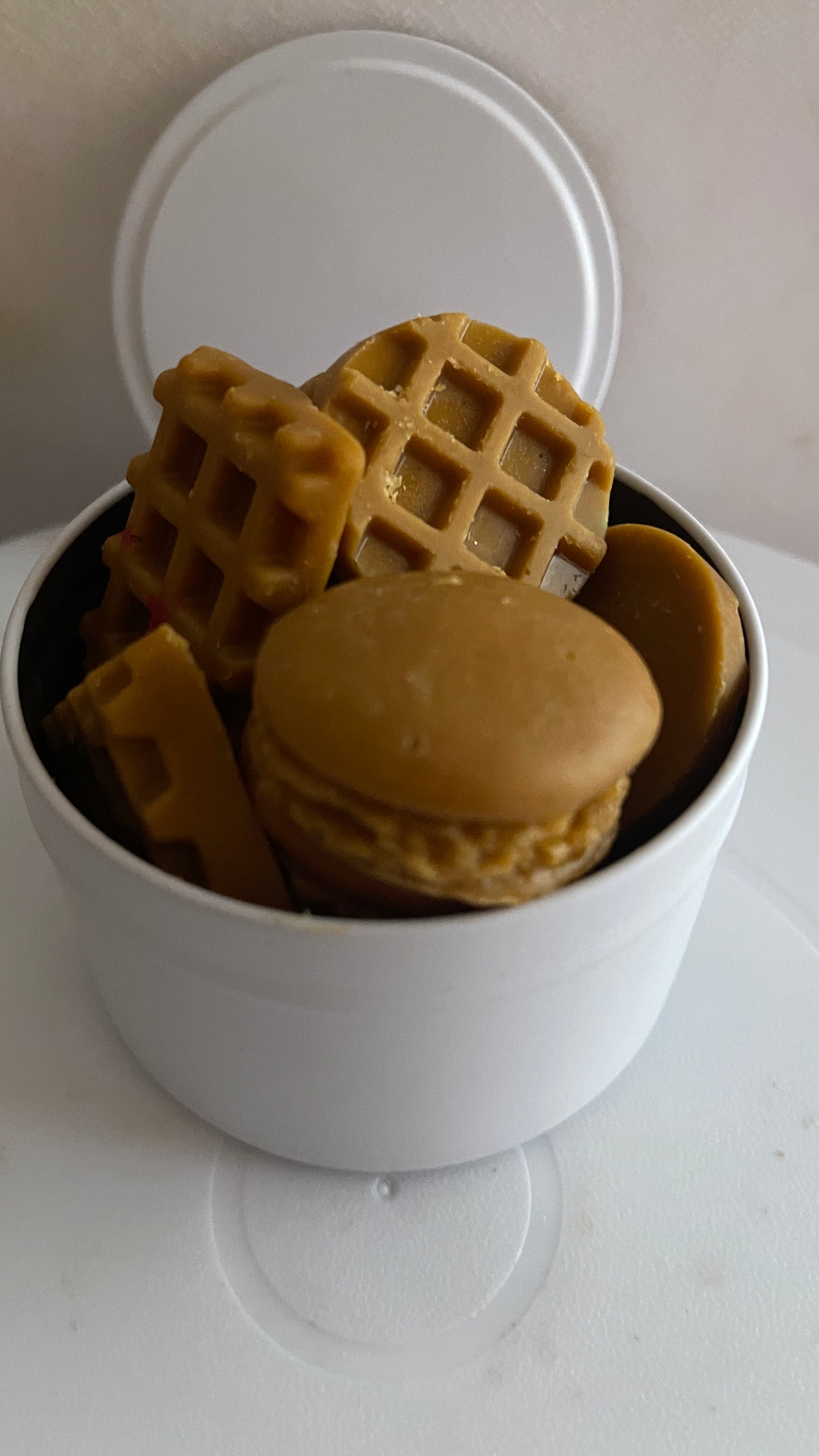Toasted Marshmallows Dessert Candle